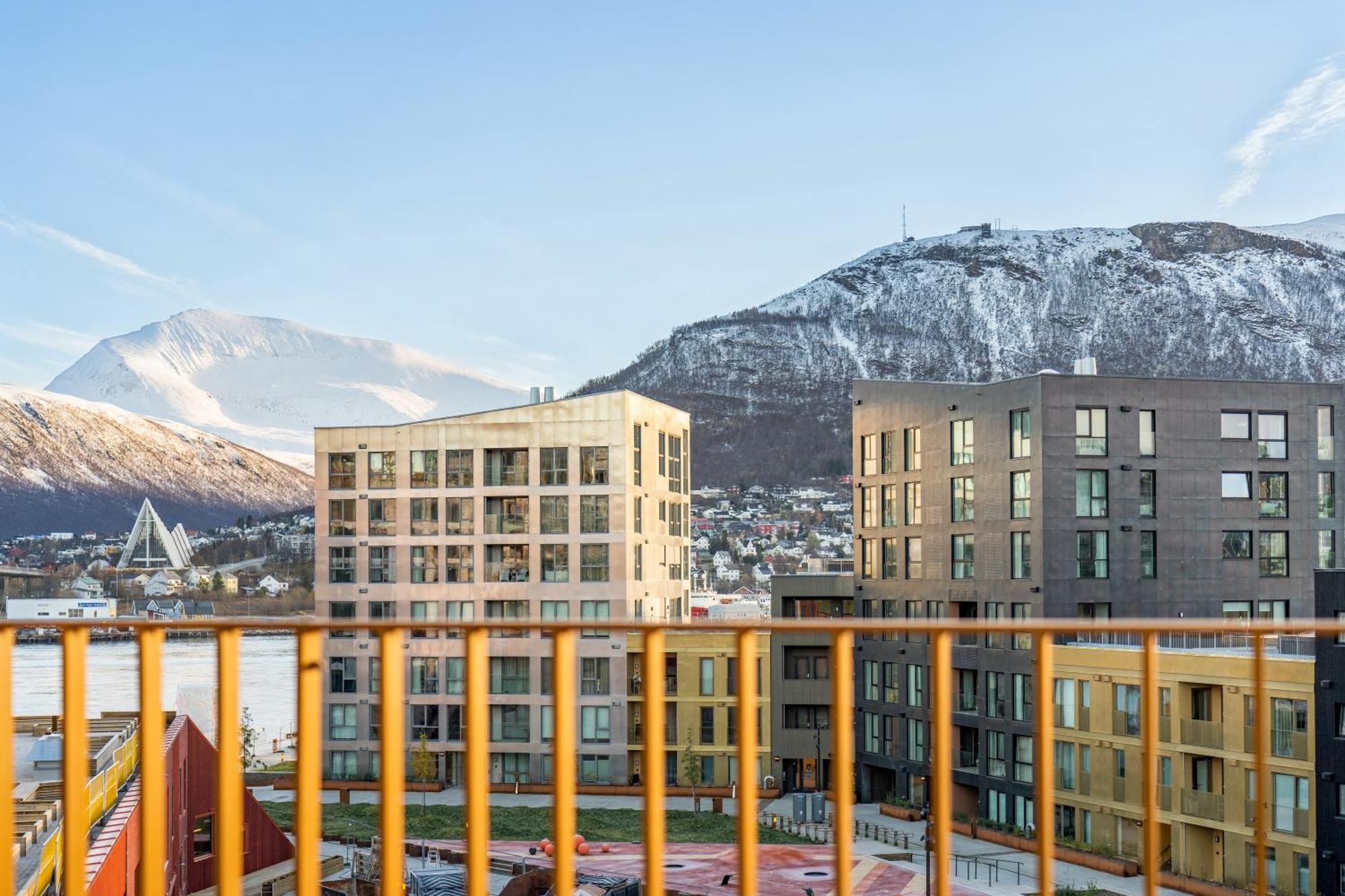 Totalapartments Vervet Gjoa トロムソ エクステリア 写真