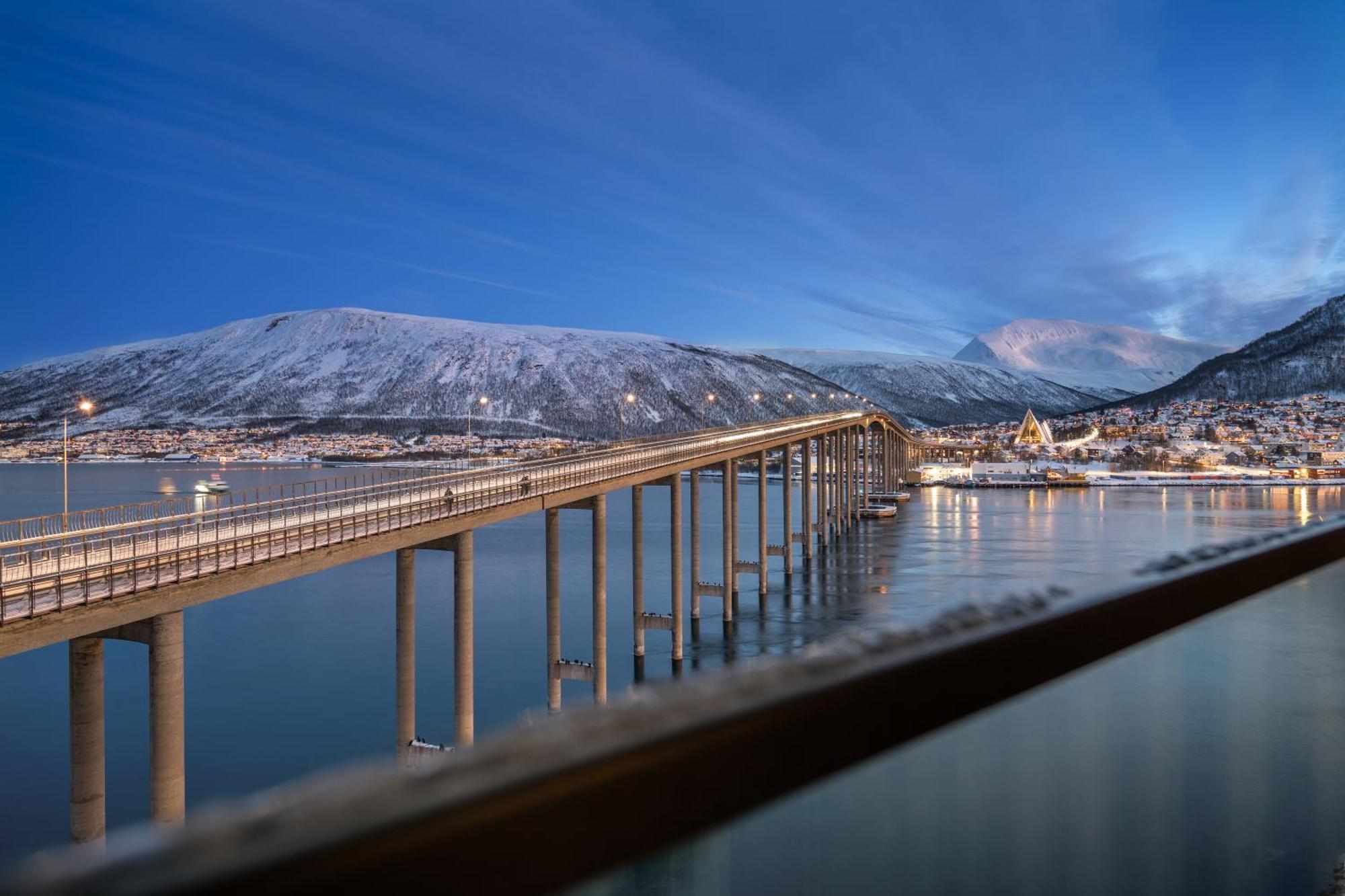 Totalapartments Vervet Gjoa トロムソ エクステリア 写真