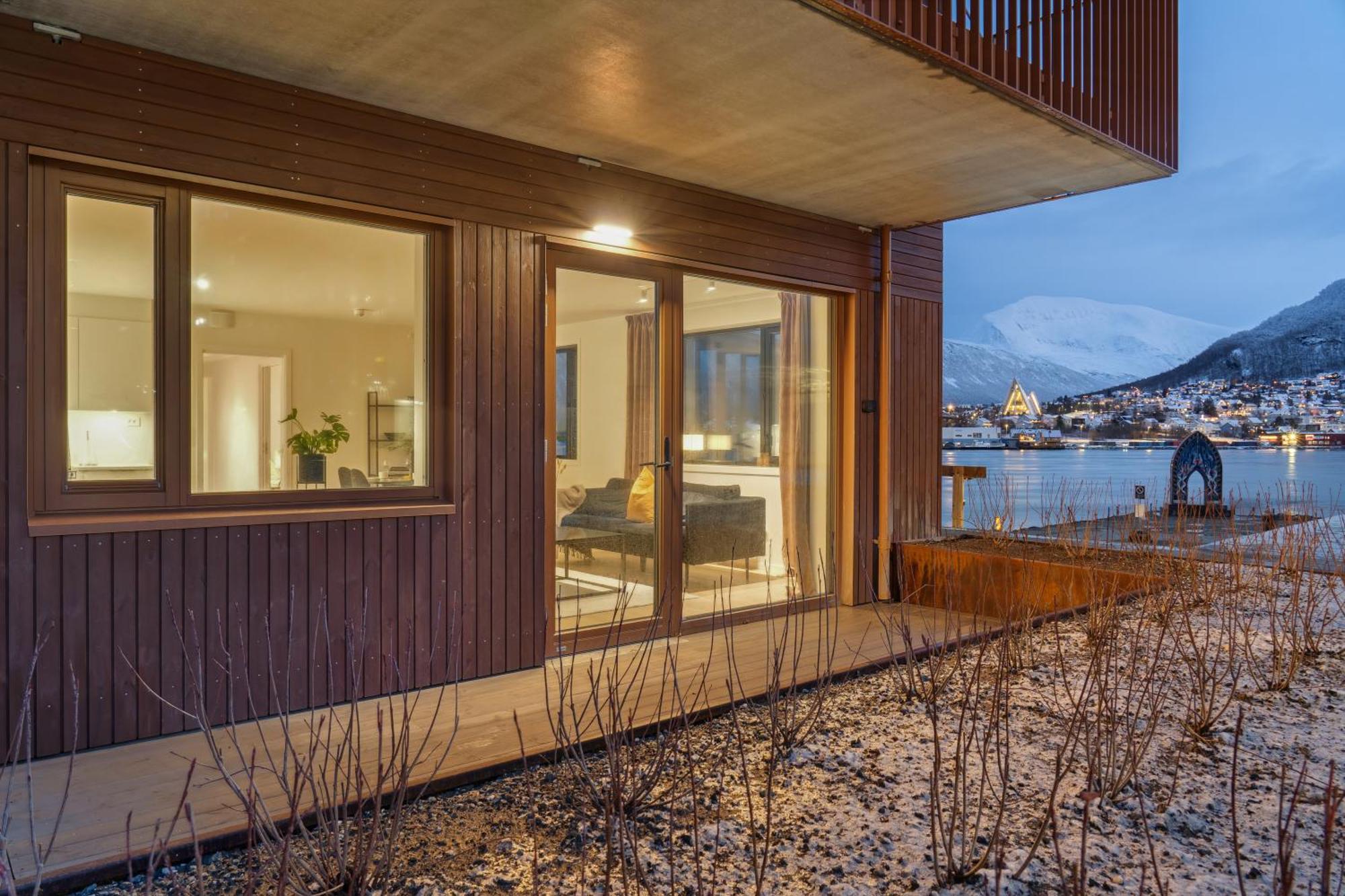 Totalapartments Vervet Gjoa トロムソ エクステリア 写真
